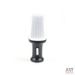 Čopič za odstranjevanje las z žepkom za puder