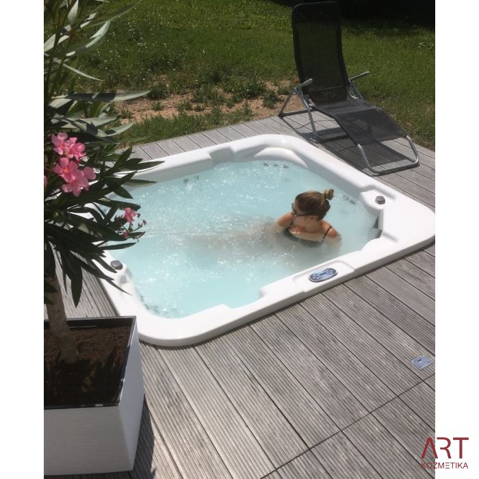 Zunanji SPA masažni bazen ART - King rjav