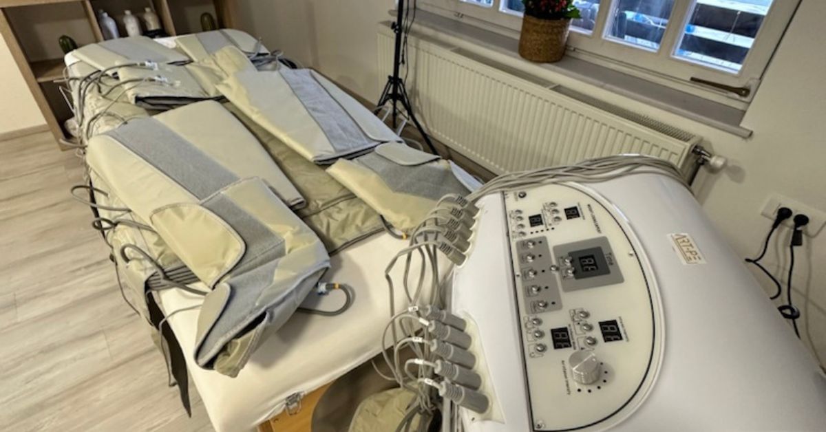 Beauty expert 4v1 - Ines Turk