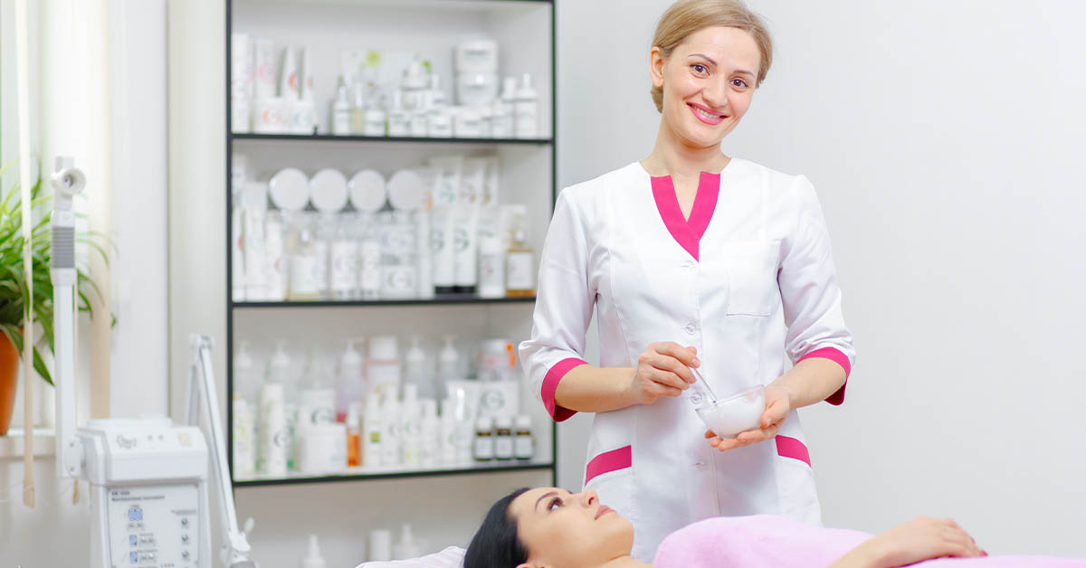 POMEN SESTAVIN V KOZMETIČNIH PROIZVODIH