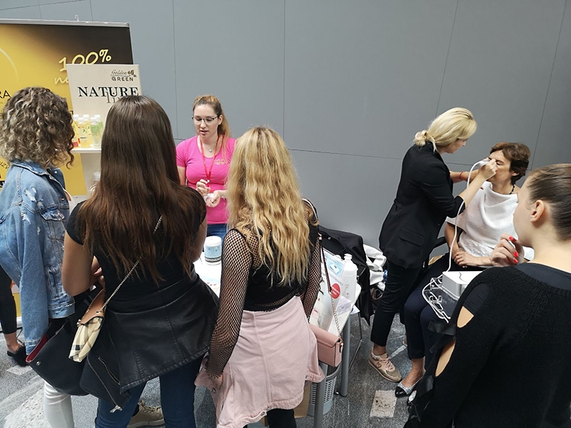 Odgovarjali smo na najrazličnejša vprašanja Odgovarjali smo na najrazličnejša vprašanja