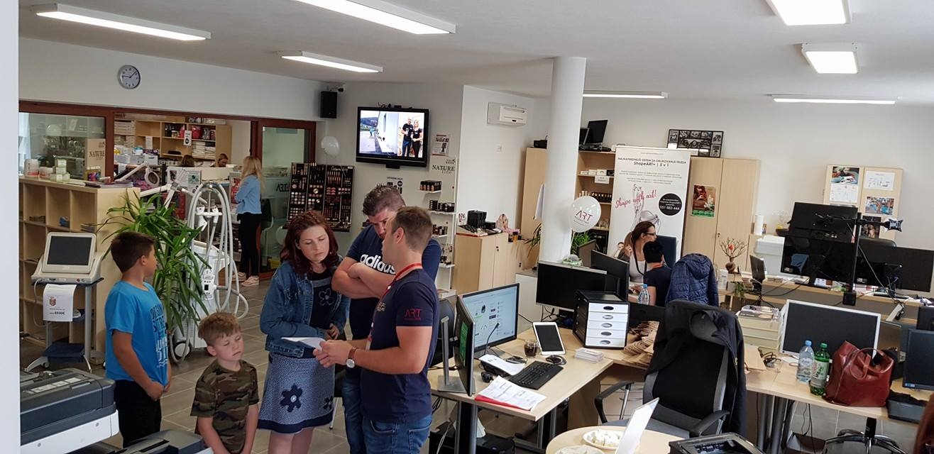 Blagajna - oprema in pohištvo Blagajna - oprema in pohištvo